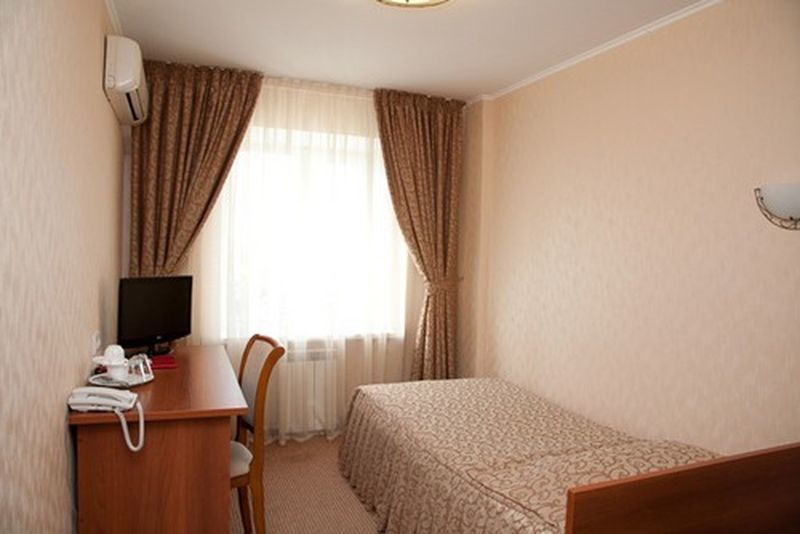 Oktyabrskaya Hotel Samara Room photo